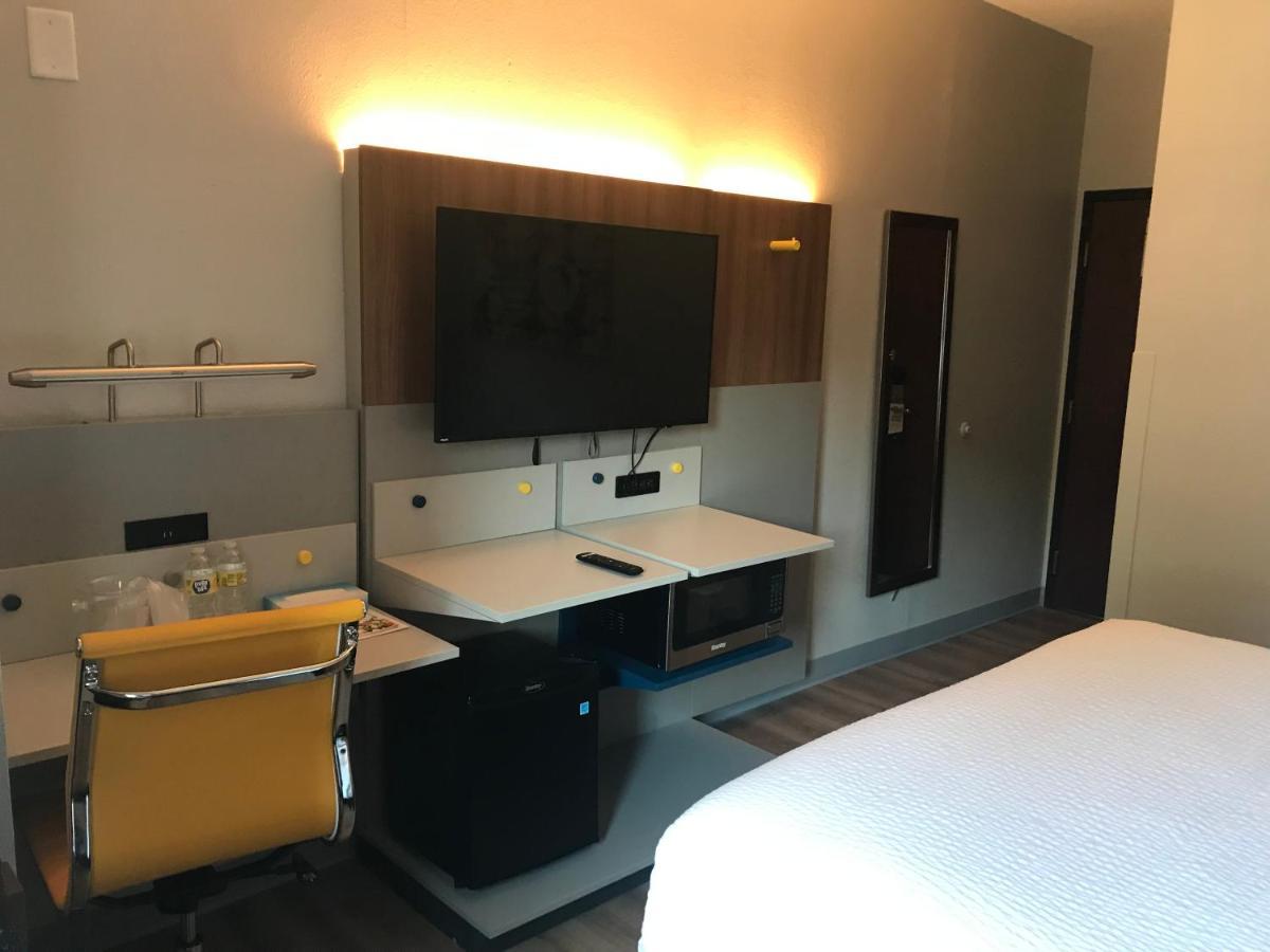 Microtel Inn & Suites By Wyndham Stockbridge/Atlanta I-75 Экстерьер фото