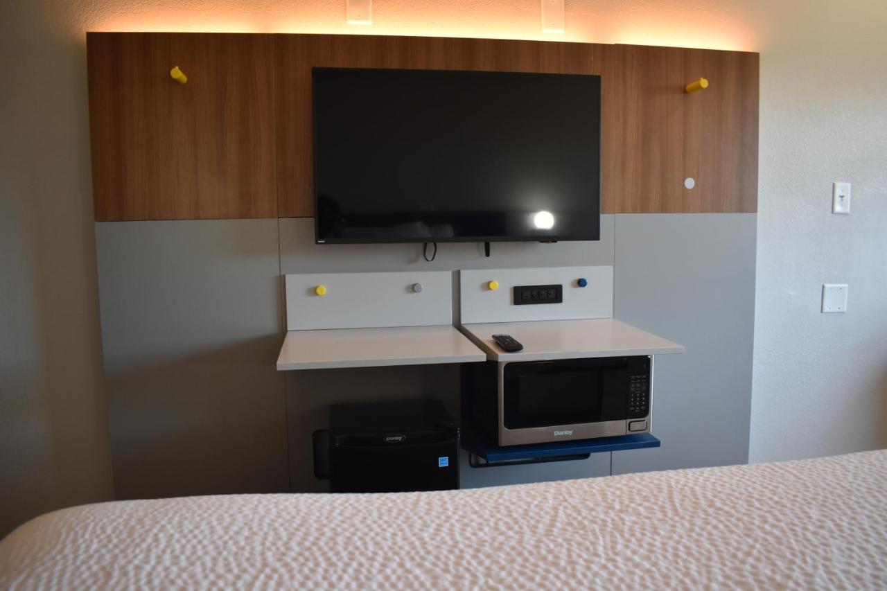 Microtel Inn & Suites By Wyndham Stockbridge/Atlanta I-75 Экстерьер фото